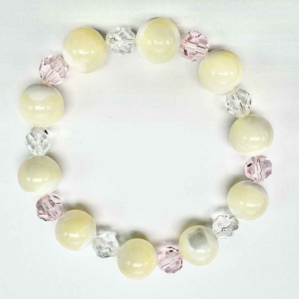 Elegant Mother of Pearl and Pink Beaded Bracelet